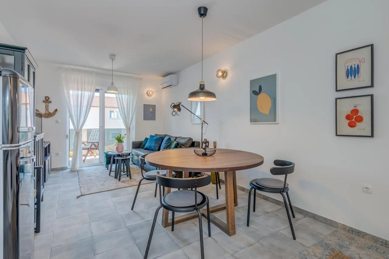 Apartment New And Chic Place Near Old Town Of Trogir