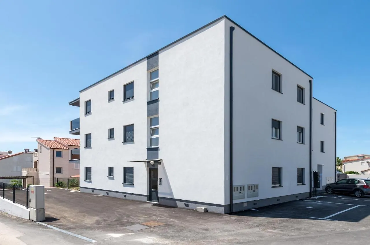 Apartment New And Chic Place Near Old Town Of Trogir Croatia