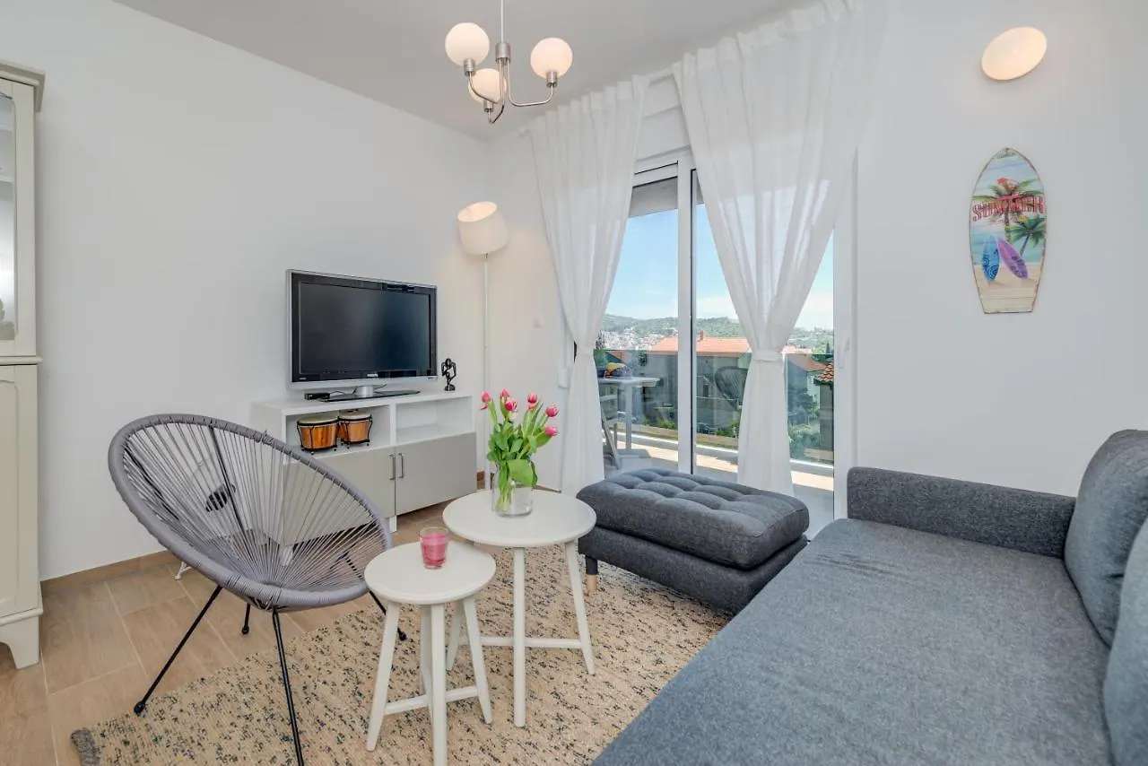 Apartment New And Chic Place Near Old Town Of Trogir