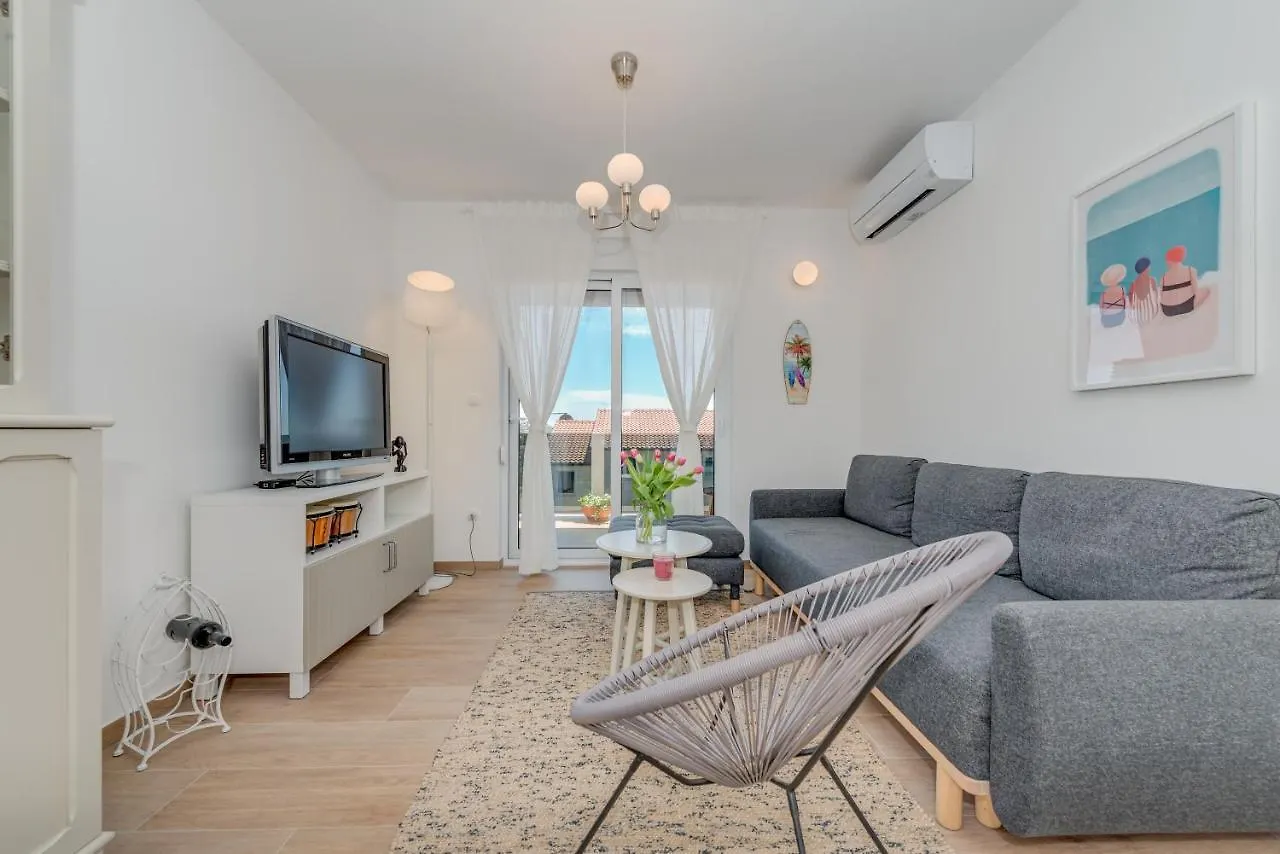Apartment New And Chic Place Near Old Town Of Trogir