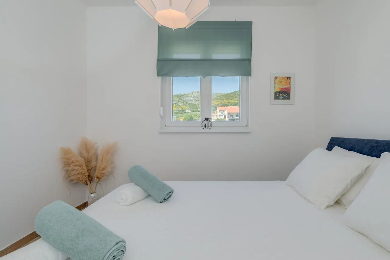 Apartment New And Chic Place Near Old Town Of Trogir